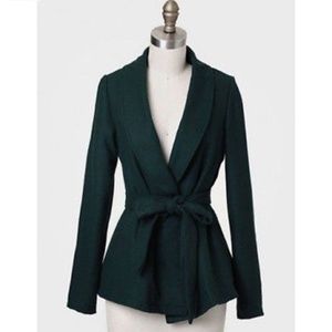 Moon Collection Green Sash Belt Coat size Medium
